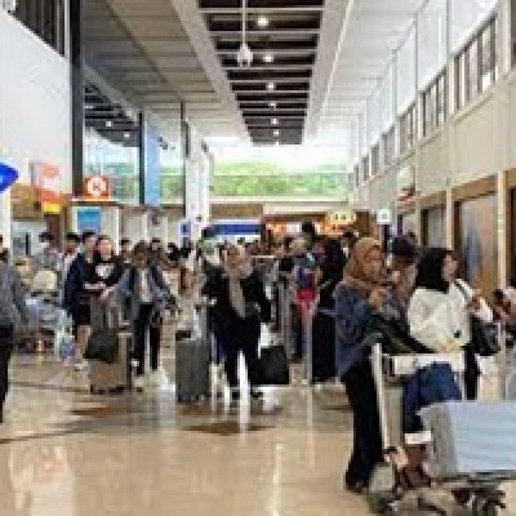 Bandara airport operasi 24 jam