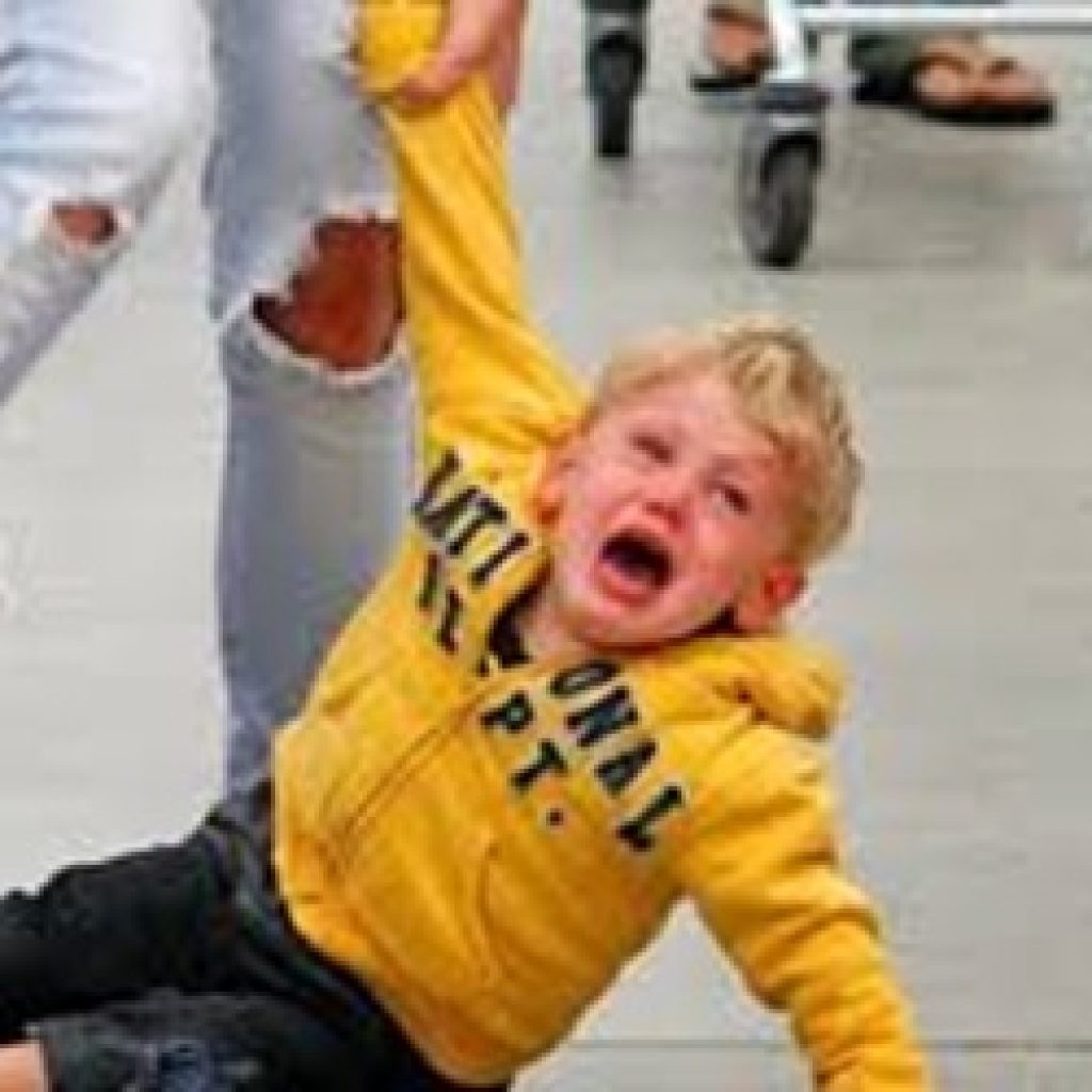 anak tantrum